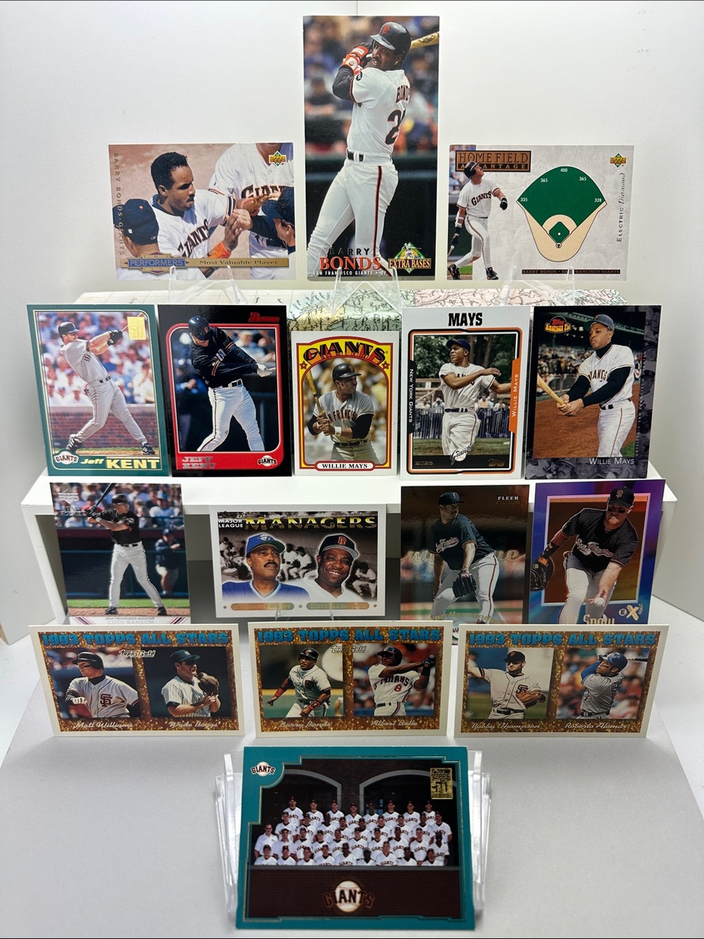 Barry Bonds Giants lot of 16 w/ Jeff Kent/ JT Snow & Willie Mays tribute cards